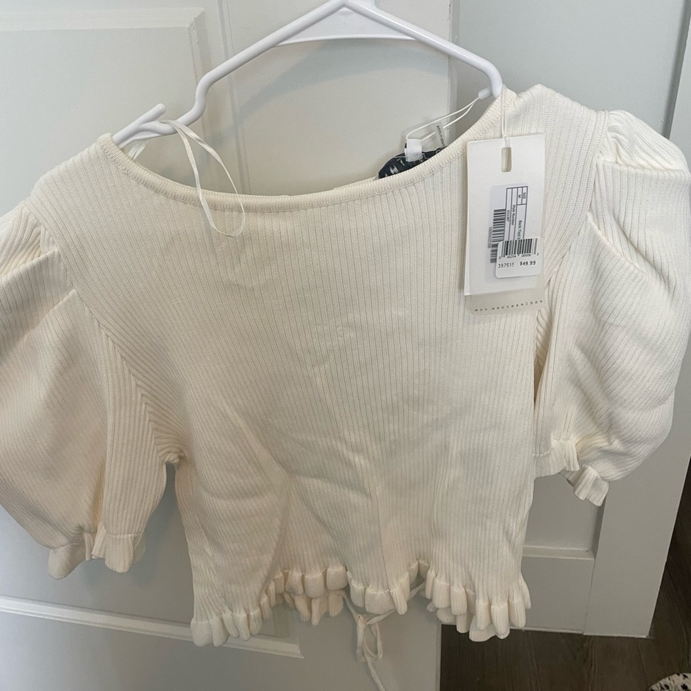White short sleeve sweater